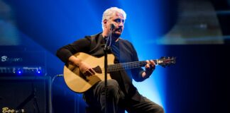 A Rai Radio2 la chitarra storica di Pino Daniele