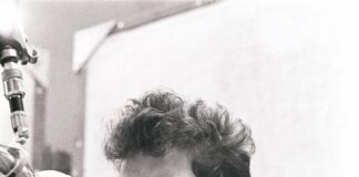 Bob Dylan: esce il cofanetto “Bootleg Series Volume 18: Through The Open Window, 1956-1963”