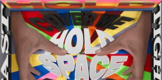 Le frasi caleidoscopiche di Lakwena Maciver, tra NeoDadaismo, cultura Pop e ispirazioni Street Art hold space