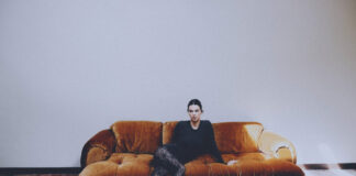 Kendall Jenner e il pizzo chic: Calzedonia FW25 kendall jenner calzedonia