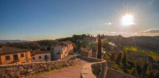 Borgo da fiaba nel Lazio, ideale per la famiglia: nemmeno i romani lo conoscono Celleno