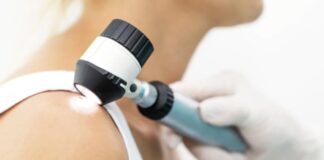 Tumore della pelle, attento a questo sintomo: riconoscerlo in tempo può scamparti un grave pericolo Oltre alla cura delle malattie dermatologiche, il dermatologo possiede competenze chirurgiche per intervenire tempestivamente