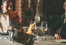 12 creazioni “one bite” e lo spettacolo della cucina dal vivo: nasce lo Chef’s Table di Adagio