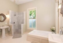 Umidità e muffa in bagno? Prova il trucco appeso alla doccia (costa pochissimo, funziona davvero) Trucco per il bagno