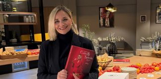 Pizza e Vino, quando l’abbinamento diventa una questione di stile: lo sguardo femminile di Antonella Amodio, autrice di “Calici&Spicchi”