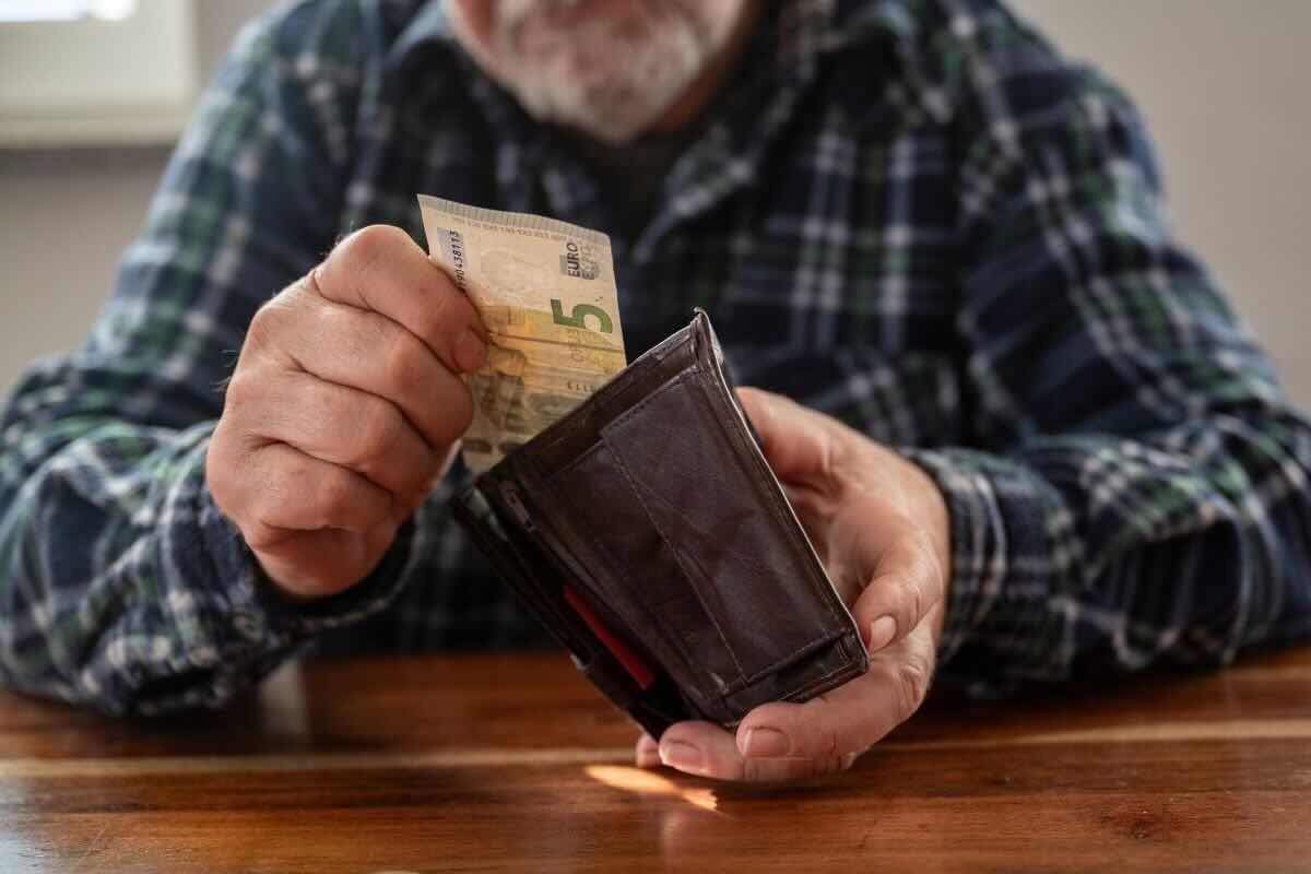 Pensioni 2026, cambia tutto per i nati nel 1962: i requisiti fondamentali per non far bocciare la domanda Pensioni 2026, cambia tutto per i nati nel 1962: i requisiti fondamentali per non far bocciare la domanda