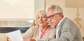 Pensioni, beffa per milioni di lavoratori: chi dovrà continuare a lavorare e per quanto tempo brutte novità sulle pensioni