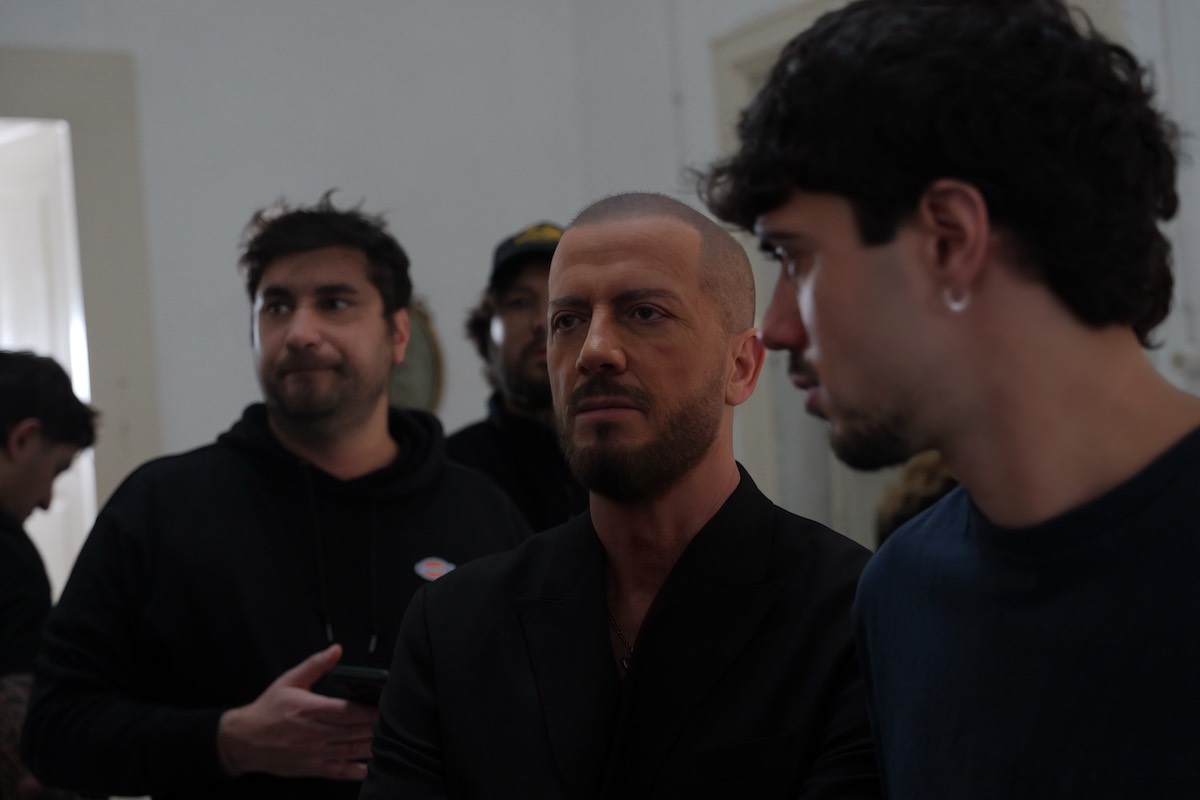 Raf torna a Sanremo con “Ora e per sempre”: online il videoclip ufficiale Raf torna a Sanremo con “Ora e per sempre”: online il videoclip ufficiale