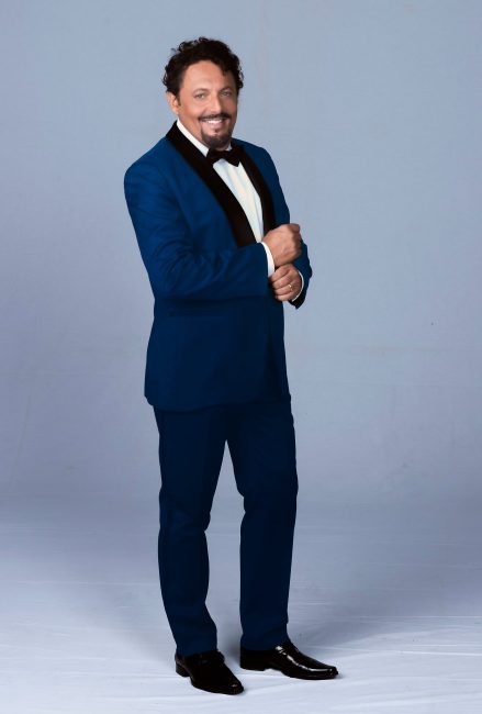Enrico Brignano torna al one man show con ‘Bello di mamma!’