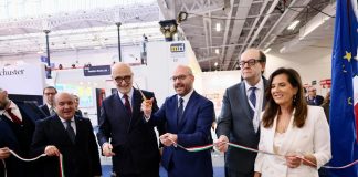 Fontana inaugura lo stand Italia alla London book fair: “Libro tesoro prezioso, lettura opportunità da coltivare”