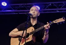 Gavino Mara presenta “Piume sul mare”: un viaggio musicale tra coscienza, memoria e libertà