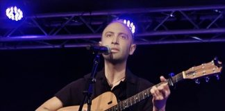 Gavino Mara presenta “Piume sul mare”: un viaggio musicale tra coscienza, memoria e libertà