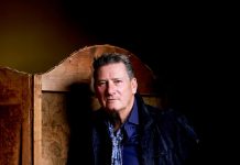 Tony Hadley ospite speciale del Concertozzo di Elio e Le Storie Tese