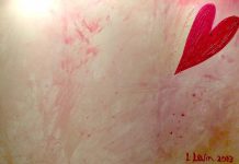 I cuori di Lucien Levin, quando l’Espressionismo Astratto incontra l’icona Pop per eccellenza cuore bianco non fa mai male