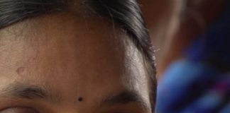 “Mahila”, su Play2000 il documentario che dà voce alle donne dalit mahila documentario