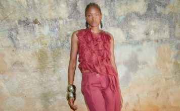 Liviana Conti PE 2026: il rosso come dichiarazione di identità