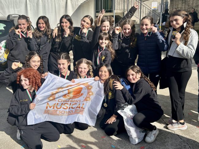 la cms academy di milano trionfa in italia e vola alle finali mondiali di musical a dublino da Lopinionista.it la cms academy di milano trionfa in italia e vola alle finali mondiali di musical a dublino