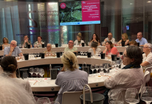 Bollicine fuori dagli schemi: i vini di The Wine Net conquistano la Cité du Vin di Bordeaux