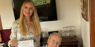 A Gloria Guida e Johnny Dorelli il Premio Margherita Hack