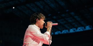 Irama: il suo primo Stadio di San Siro, uno show evento per celebrare 10 anni di carriera