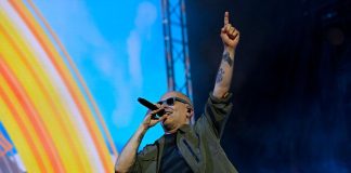 Max Pezzali annuncia il ritorno live a Torino nel 2027