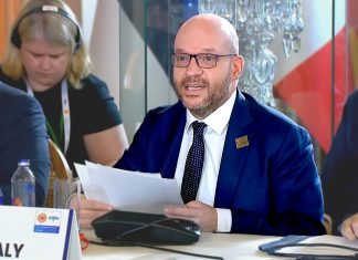 Napoli, Fontana: “La libertà di parola principio essenziale della democrazia”