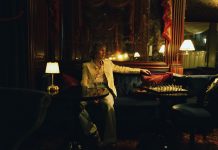 Beck: esce “In The Night”