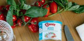 Gazpacho di pomodori con gamberi stufati: la ricetta bauer ricetta gazpacho