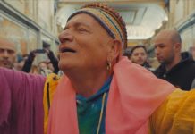 Su RaiPlay in esclusiva “Femmenell”, il documentario di Andrea Fortis dedicato ai femminielli napoletani, con Ciro Cascina