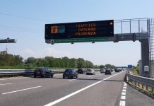 Anas, primo weekend da bollino nero: oltre 26 milioni di spostamenti sulle strade italiane traffico intenso prudenza