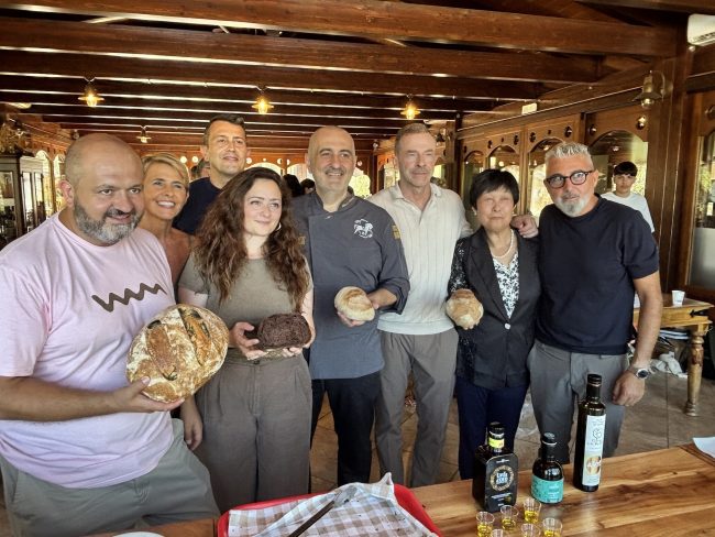 a oleocentrica l8217extravergine incontra la pasticceria con manolo albano da Lopinionista.it a oleocentrica l8217extravergine incontra la pasticceria con manolo albano