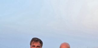 “Azzurro – Storie di Mare”: Beppe Convertini attraversa l’Abruzzo tra Bandiera Blu, pescatori, borghi, tradizioni e sapori