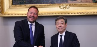 160 Italia-Giappone: delegazione senatori nipponici a Montecitorio. Zoffili: “Uniti per sfide comuni”