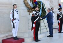 Giornata internati militari italiani, Mulè depone corona all’Altare della Patria: “Massimo riconoscimento per protagonisti eroica resistenza”