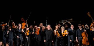 Alla Medit Orchestra diretta da Angelo Valori la Targa “Quelli che cantano Fabrizio” del Premio Fabrizio De André