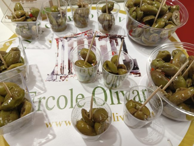 aperte le iscrizioni alla vi edizione di ercole olivario 8211 sezione olive da tavola da Lopinionista.it aperte le iscrizioni alla vi edizione di ercole olivario 8211 sezione olive da tavola