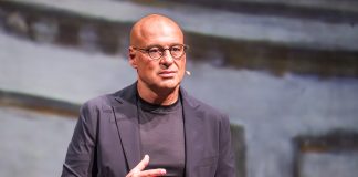 “Monet. Una vita a colori”, lo spettacolo teatrale di e con Marco Goldin